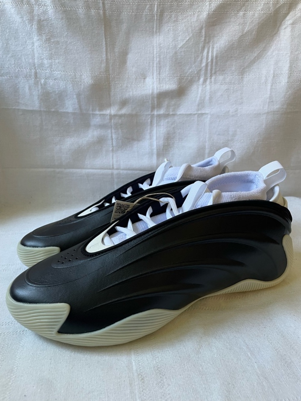Adidas Harden Volume 9 Black Warm Vanilla Basketball Shoes Men's Size 9.5 JQ9137